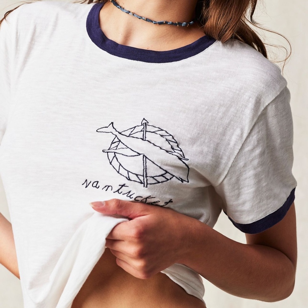 Banner Day Embroidered Nantucket Ringer Tee | S | EUC